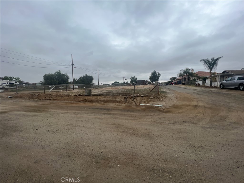 17305 Sage Avenue Property Photo 25