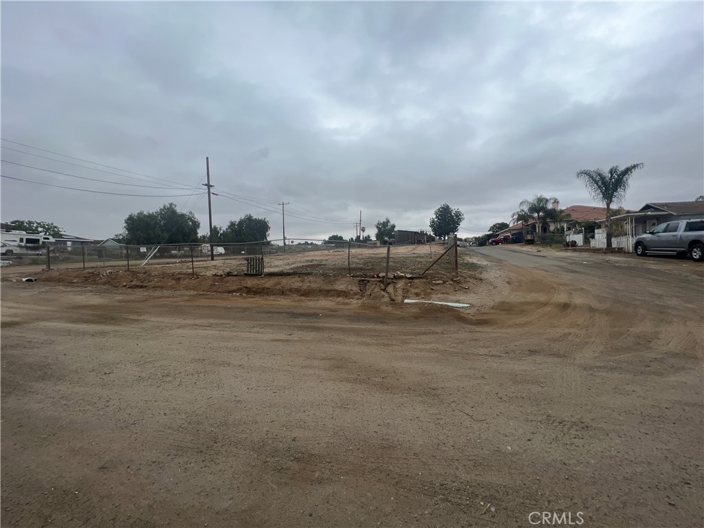 17305 Sage Avenue Property Photo 25