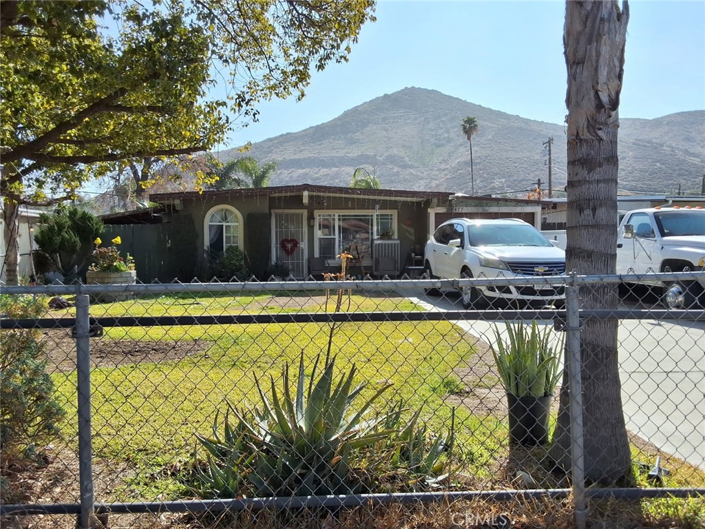 18477 8th Street Property Photo