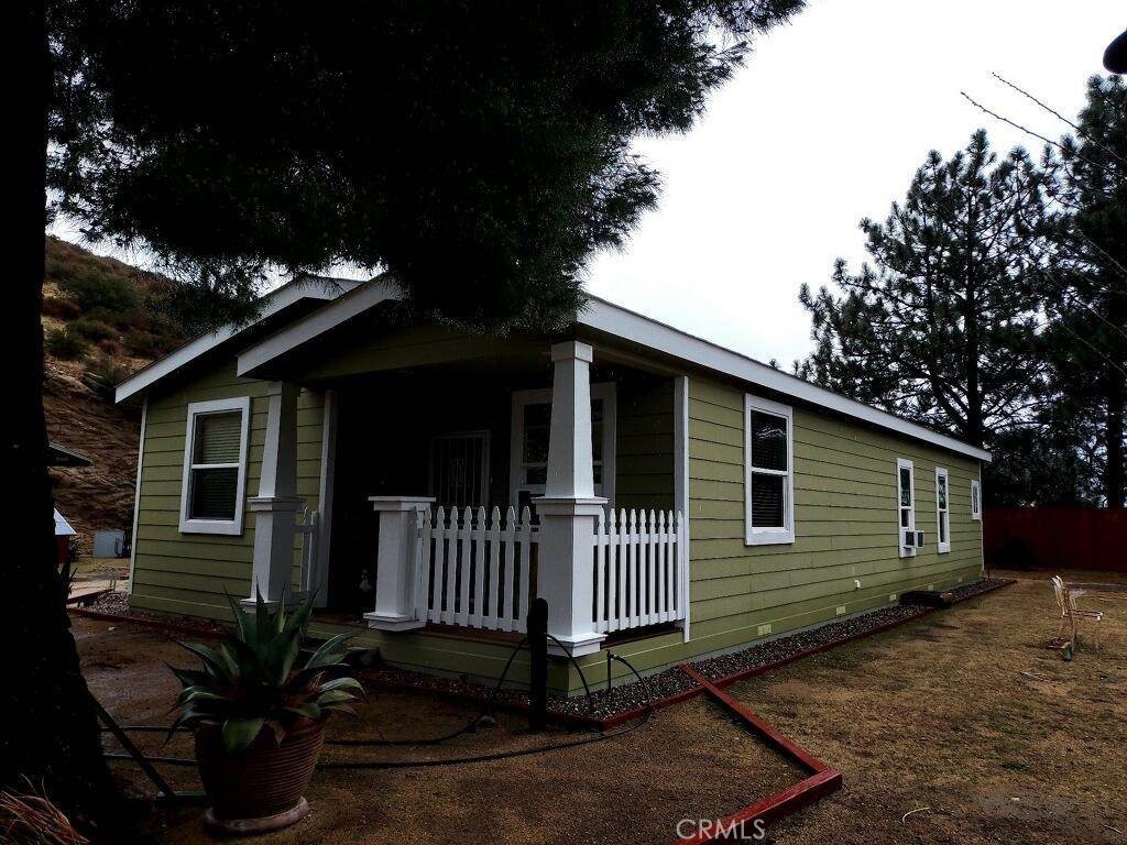 47720 Twin Pines Road Property Photo