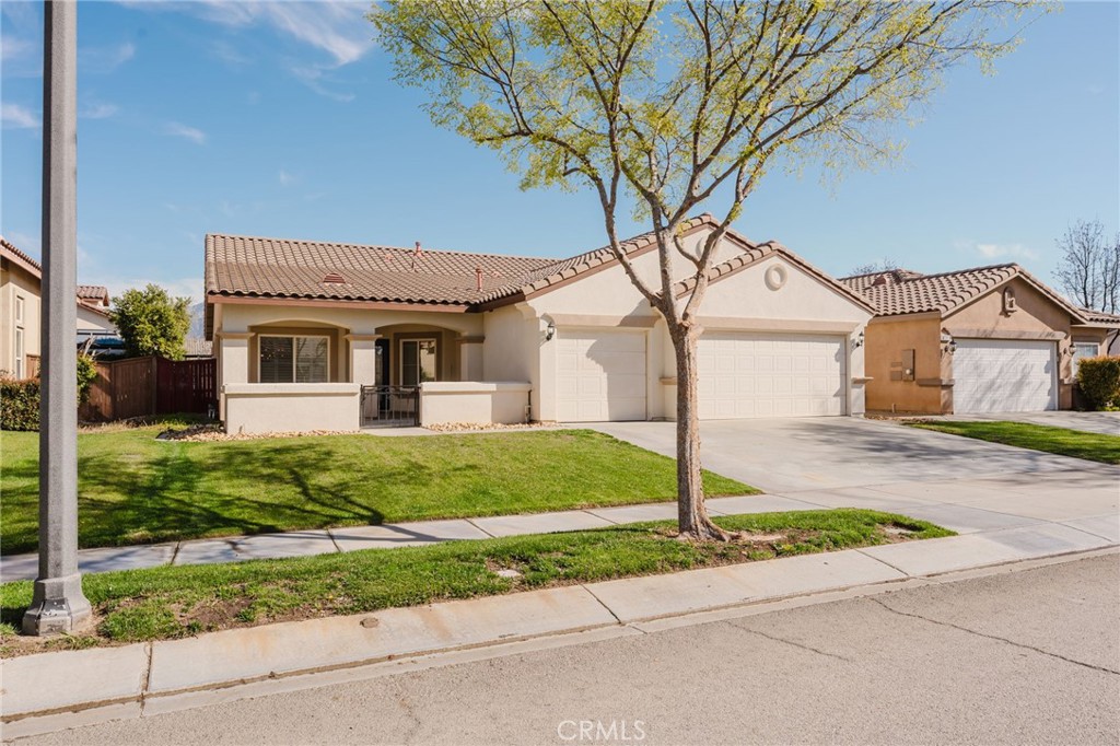 1490 Sundance Drive Property Photo 2