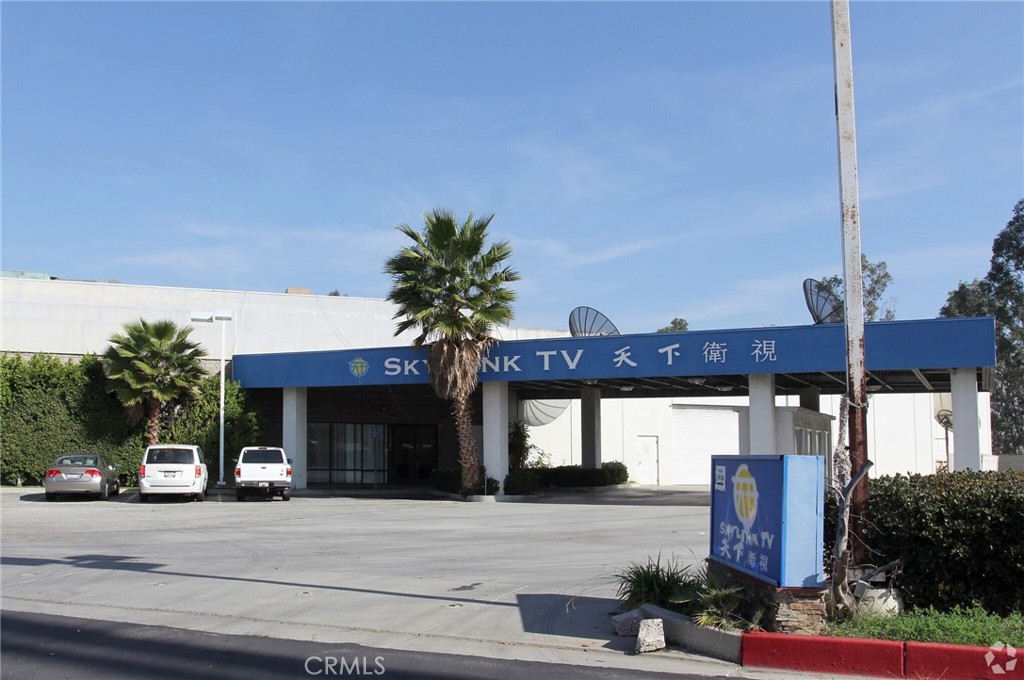 500 Montebello Boulevard Property Photo 4