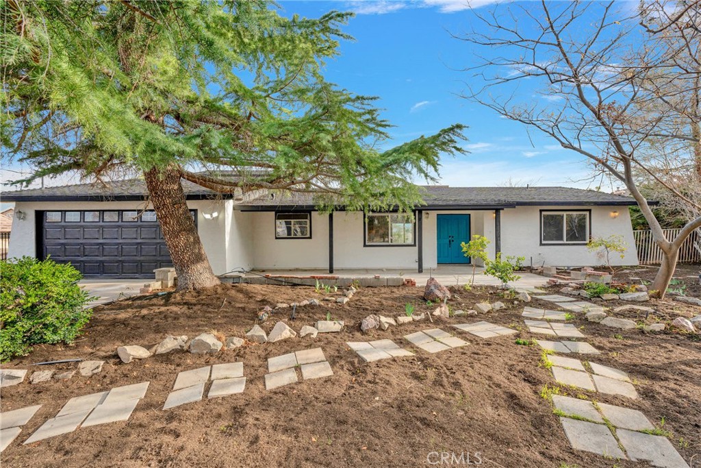 18297 Ranchero Road Property Photo 3