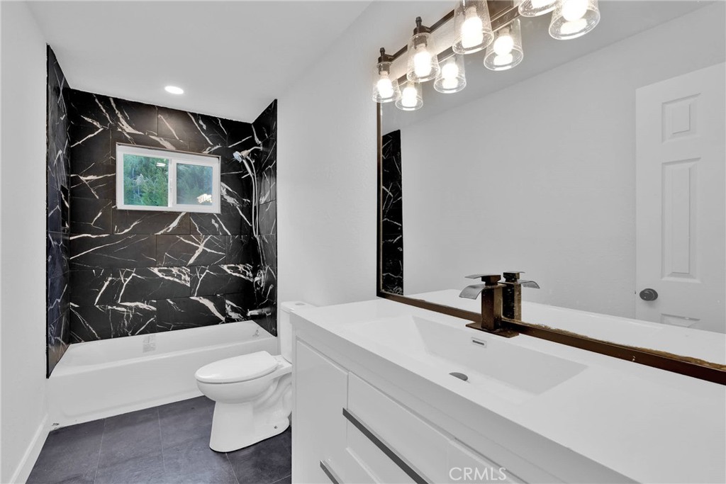 18297 Ranchero Road Property Photo 19