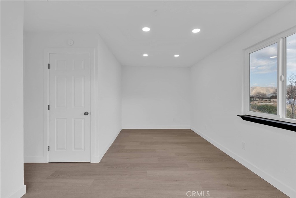 18297 Ranchero Road Property Photo 22