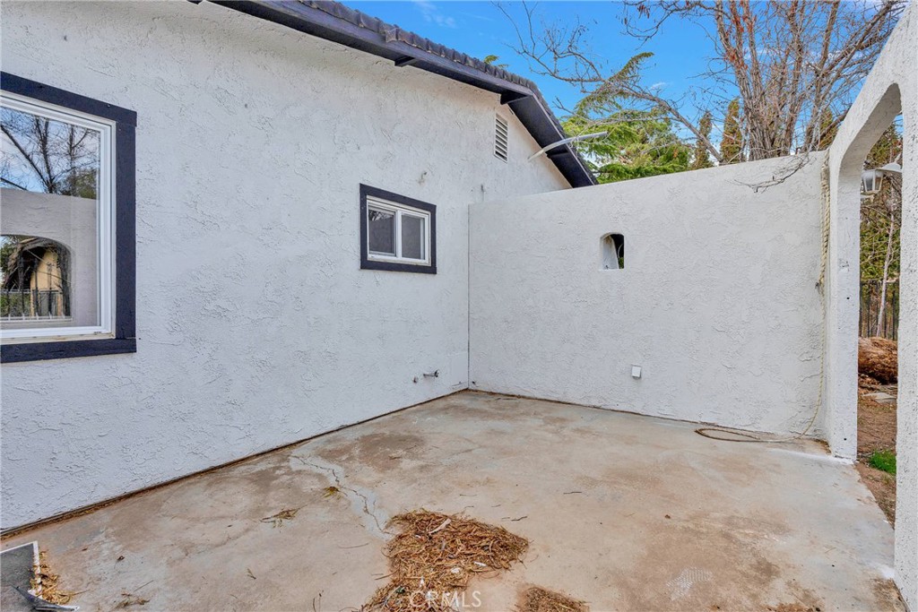18297 Ranchero Road Property Photo 33