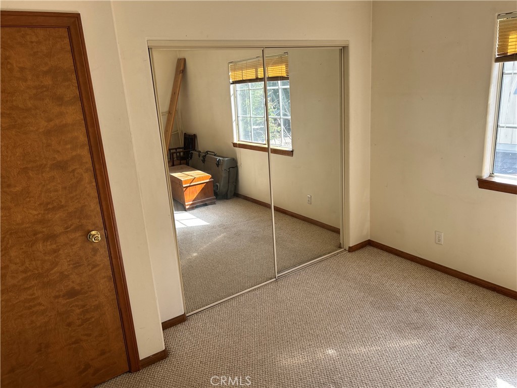 23921 Straight Way Property Photo 4