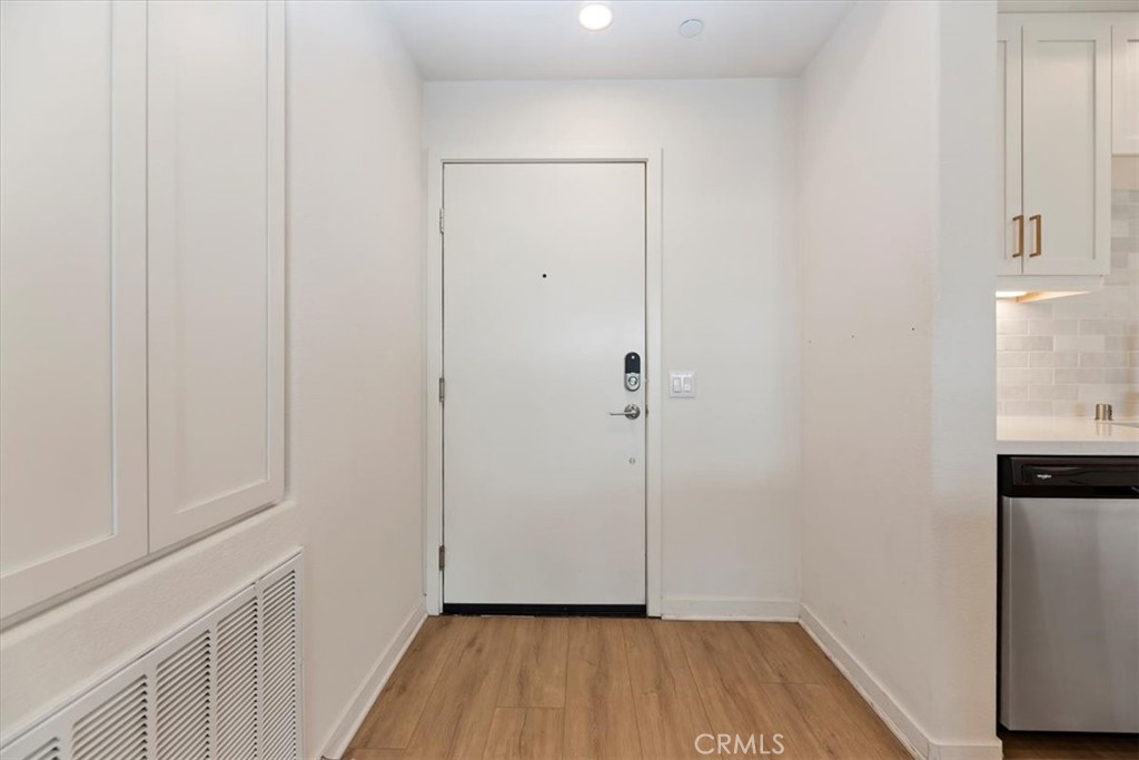 9363 Solaire Place Property Photo 14