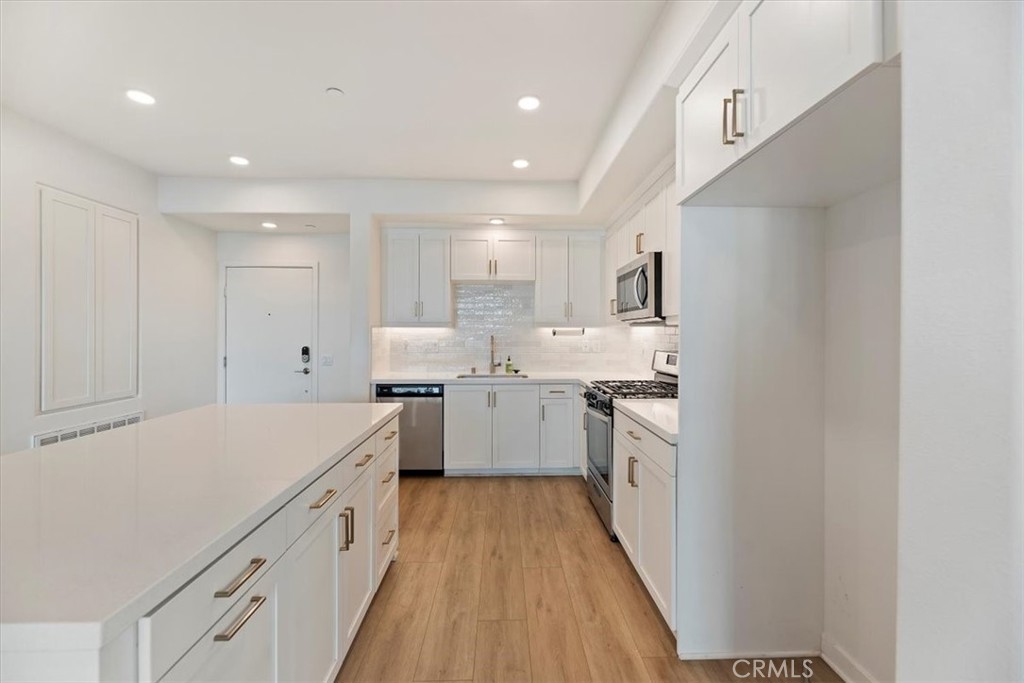 9363 Solaire Place Property Photo 15