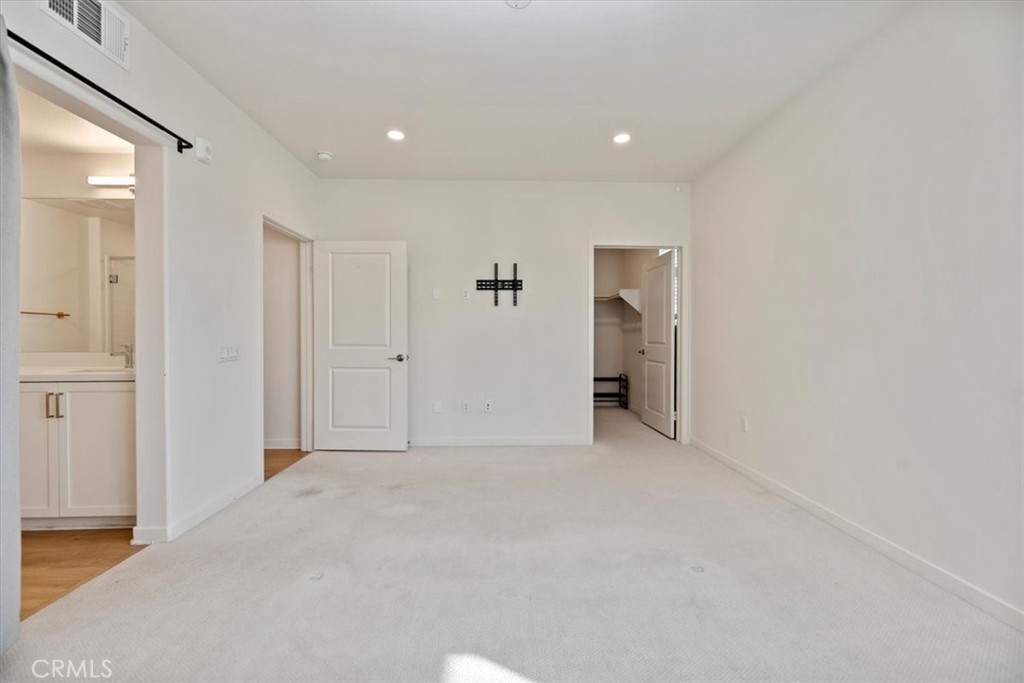 9363 Solaire Place Property Photo 26