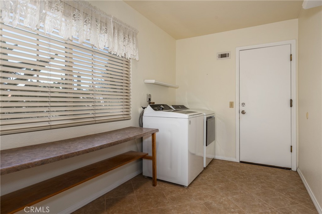 1323 San Pablo Avenue Property Photo 13