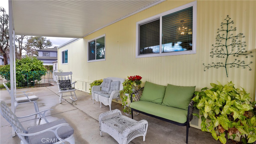 8651 Foothill Boulevard 50 Property Photo 5