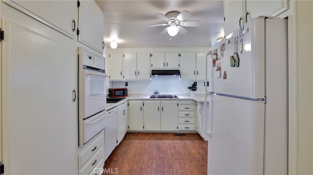 8651 Foothill Boulevard 50 Property Photo 20