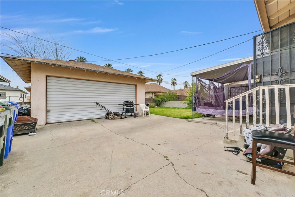 557 E Trenton Street Property Photo 18
