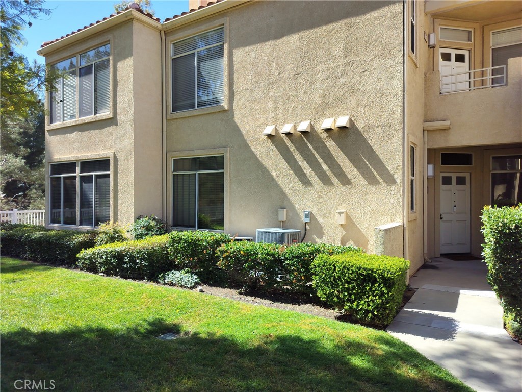 3190 Altura Court 101 Property Photo