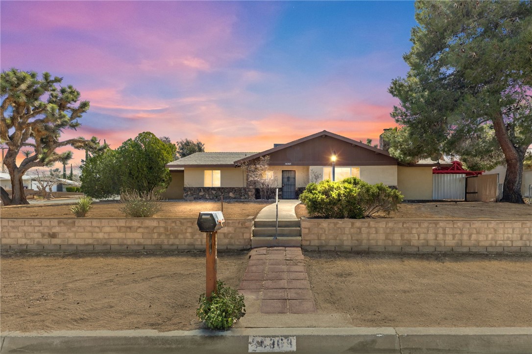56363 Tamarisk Place Property Photo