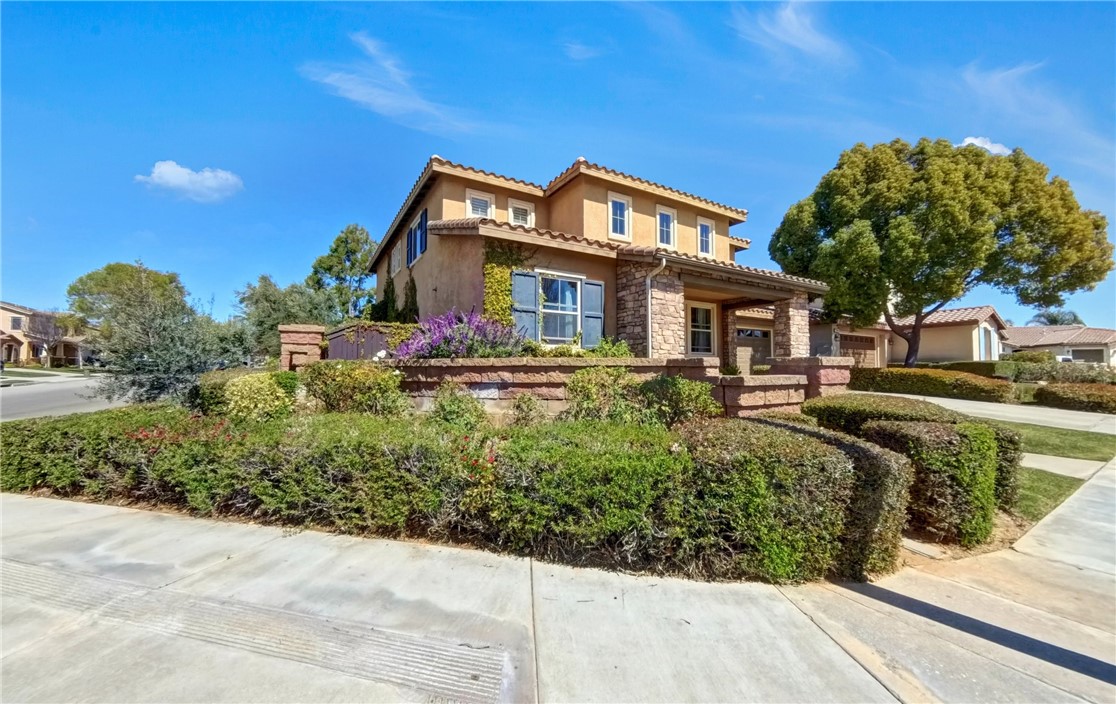 1404 N Tulip Circle Property Photo