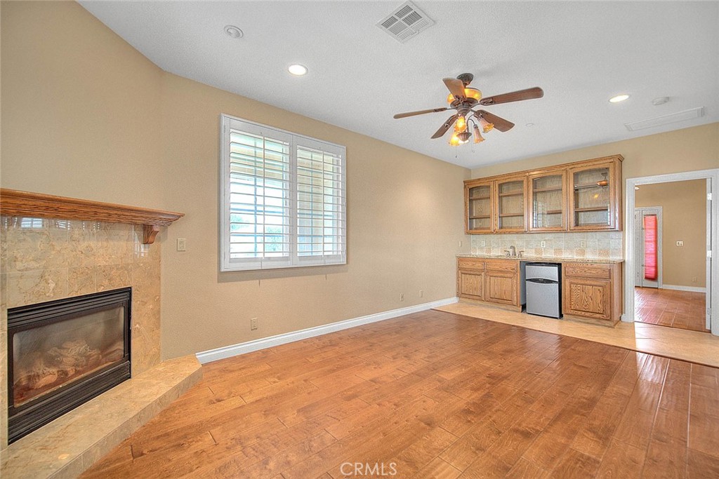 29354 Water Street Property Photo 27