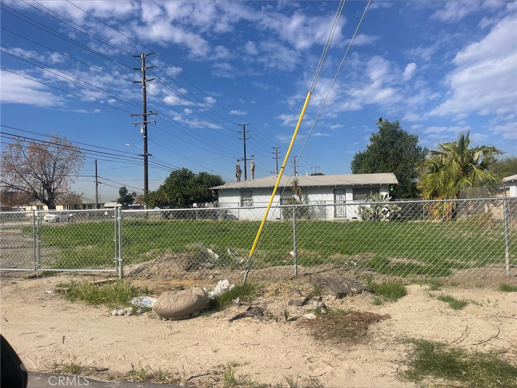 780 S Foisy Street Property Photo 8