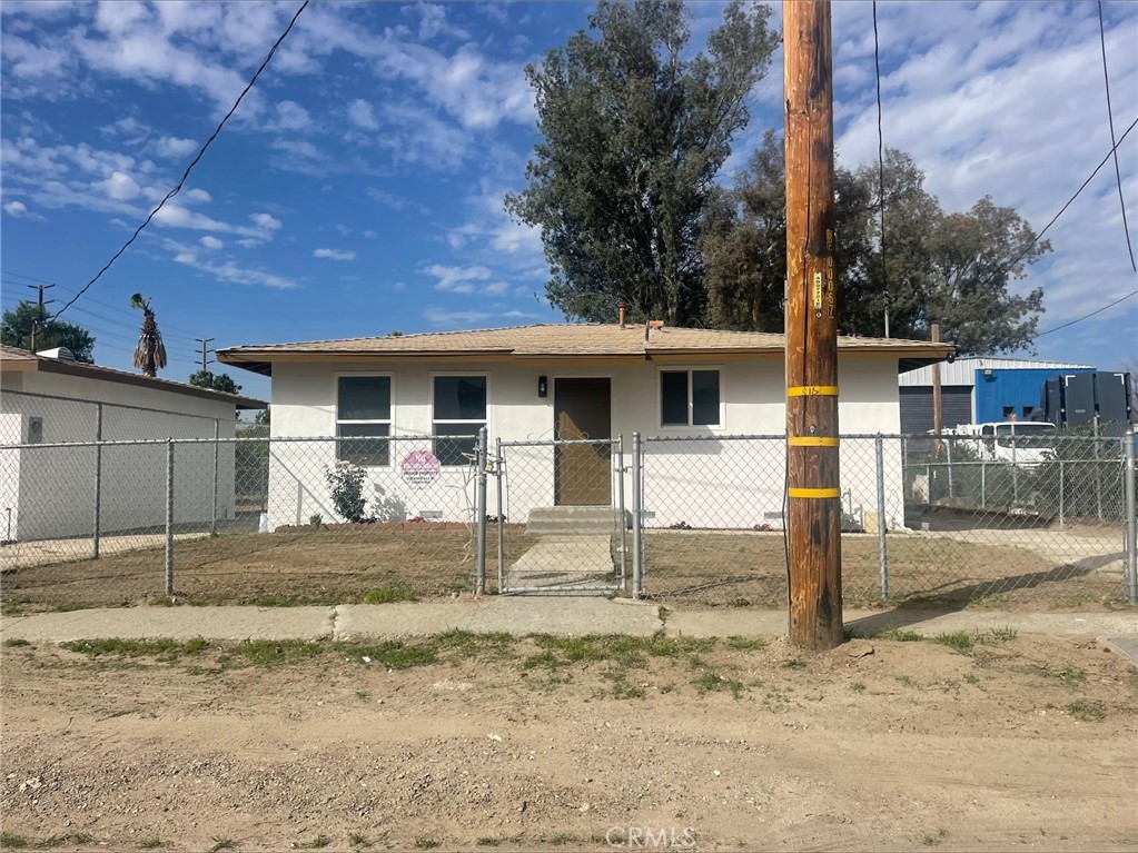 780 S Foisy Street Property Photo 11