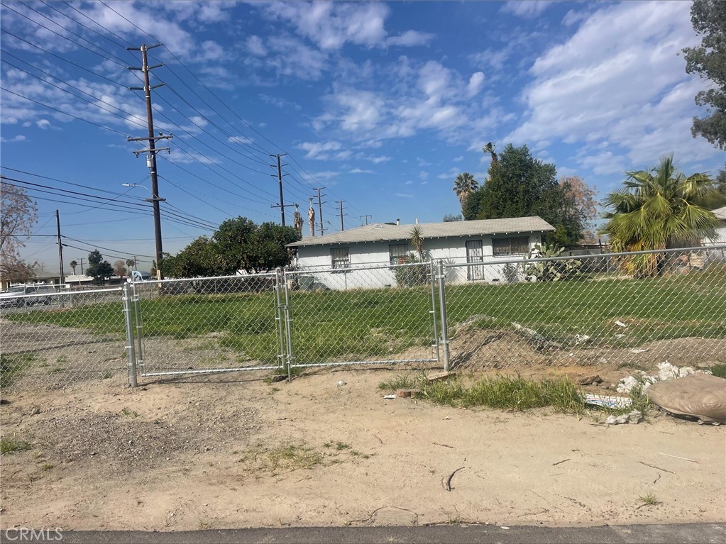780 S Foisy Street Property Photo 11