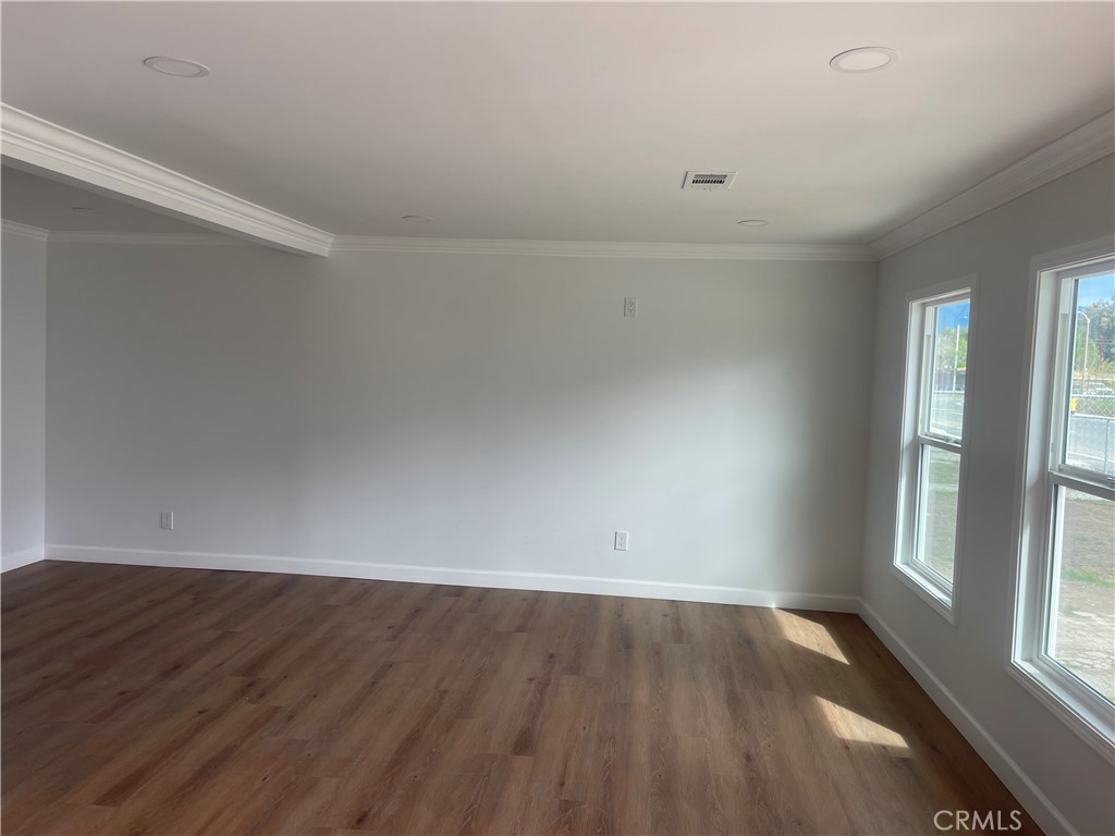 780 S Foisy Street Property Photo 16
