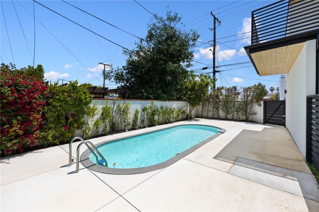 914 N Catalina Street Property Photo 62