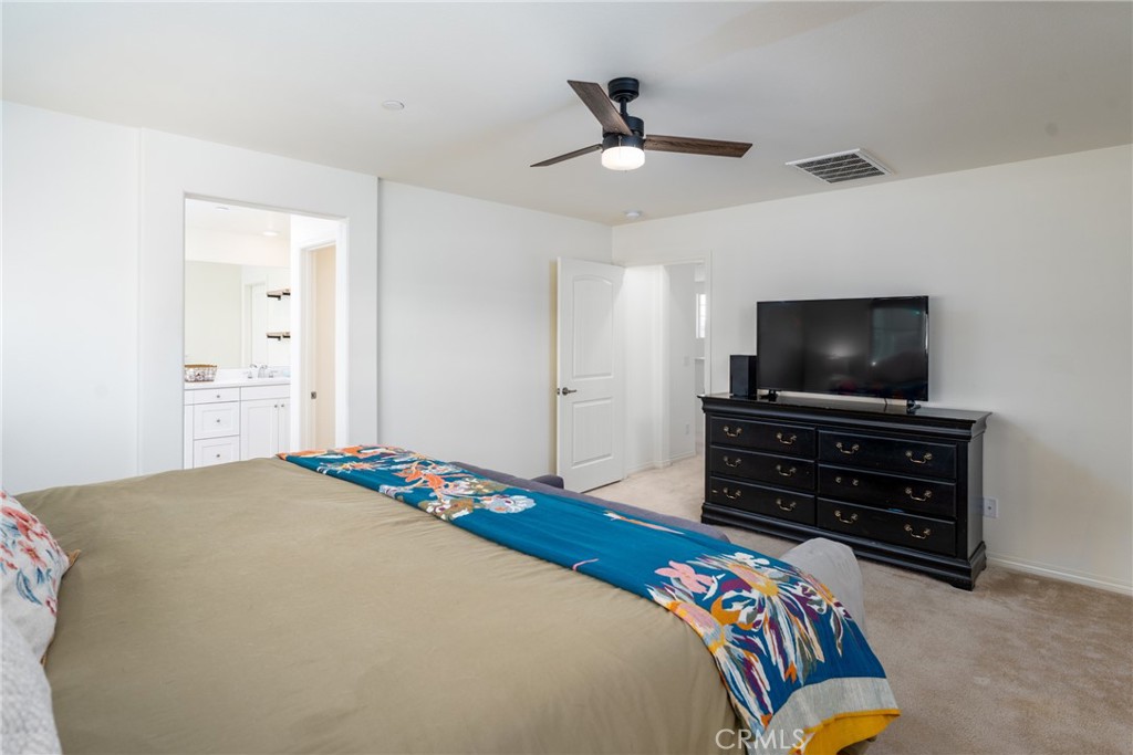 16614 Oakville Street Property Photo 21