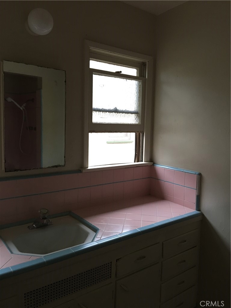 381 W Wabash Street Property Photo 5