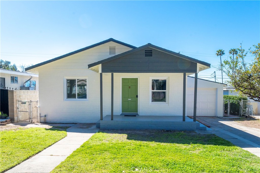 231 E 45th Street Property Photo