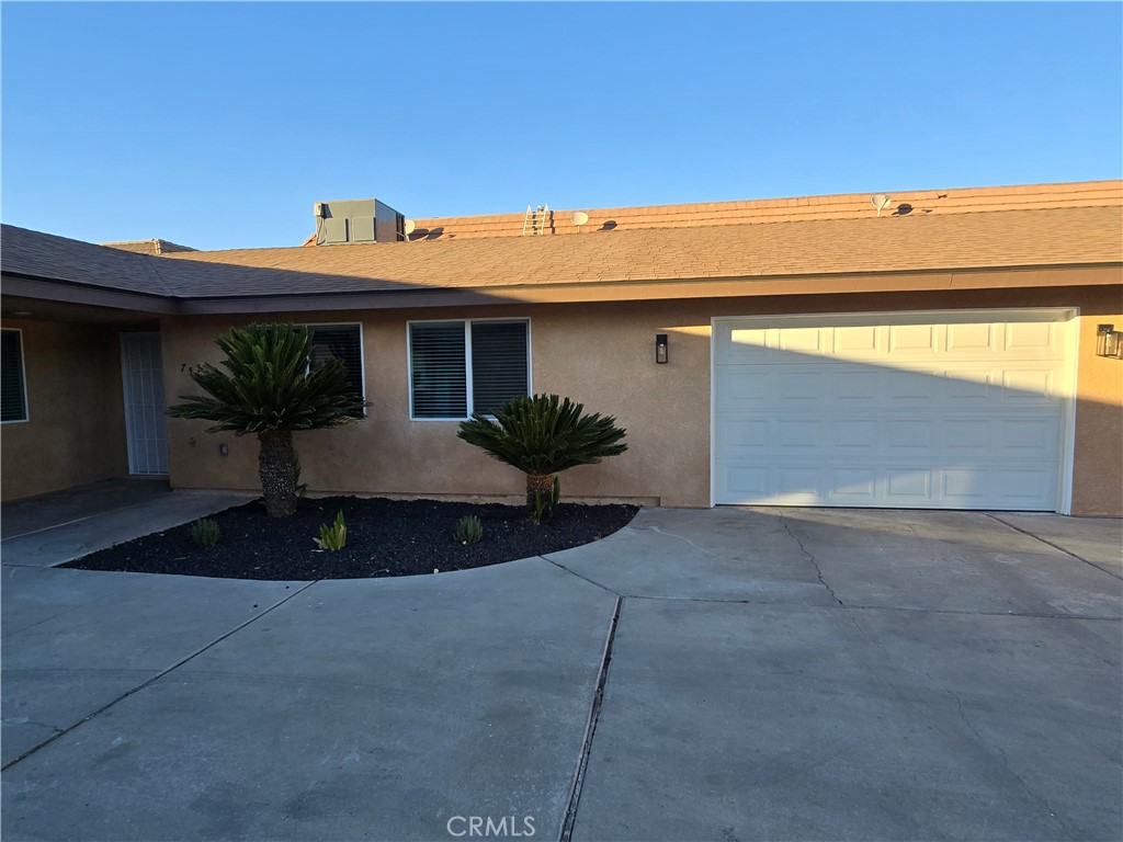 754 Oleander Street Property Photo