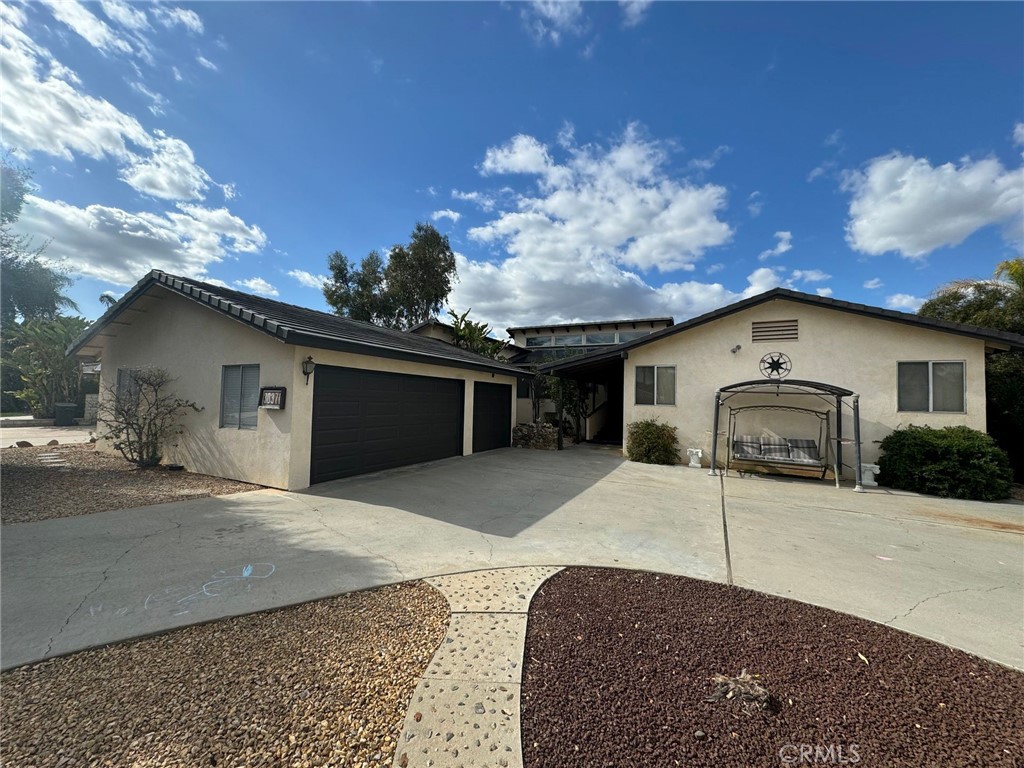 30371 Sparkle Property Photo