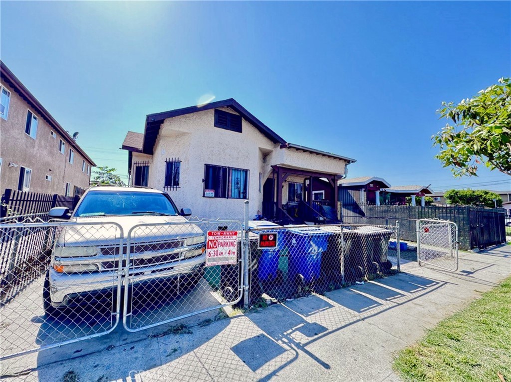7011 Bonsallo Avenue Property Photo 3