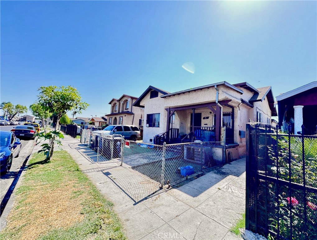 7011 Bonsallo Avenue Property Photo 4