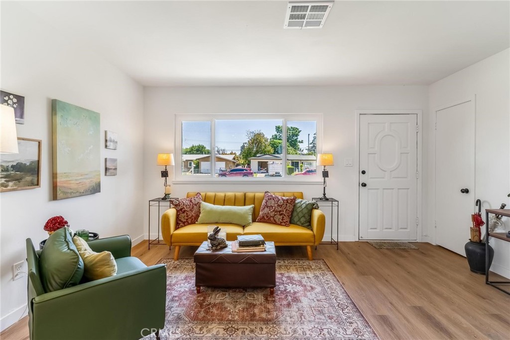 19436 Chaparral Street Property Photo 8