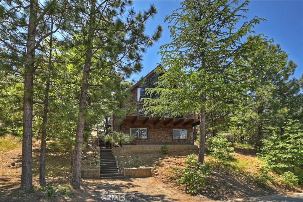 1361 St Anton Drive Property Photo 3