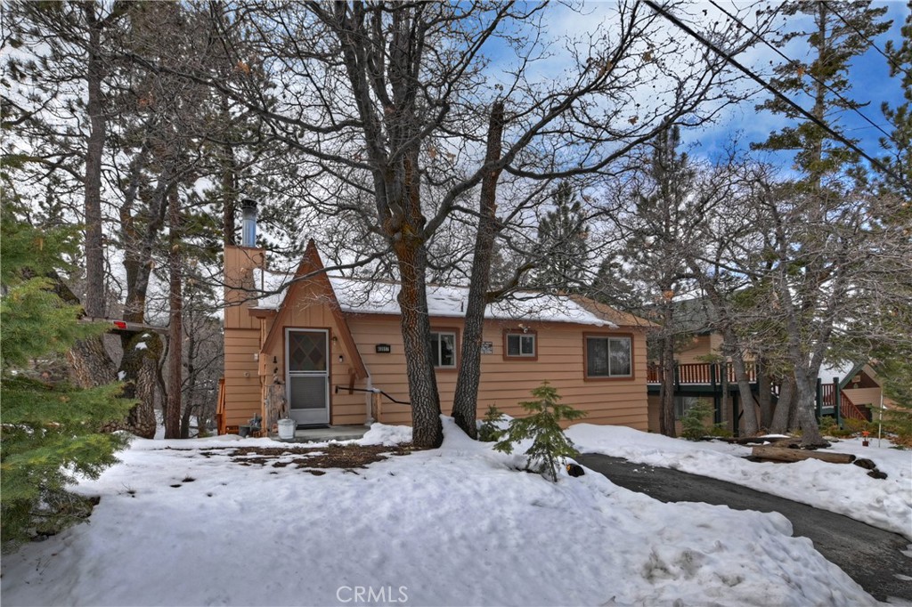 43517 Ridge Crest Drive Property Photo 3