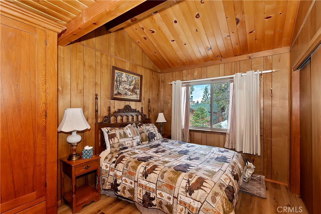 43517 Ridge Crest Drive Property Photo 12