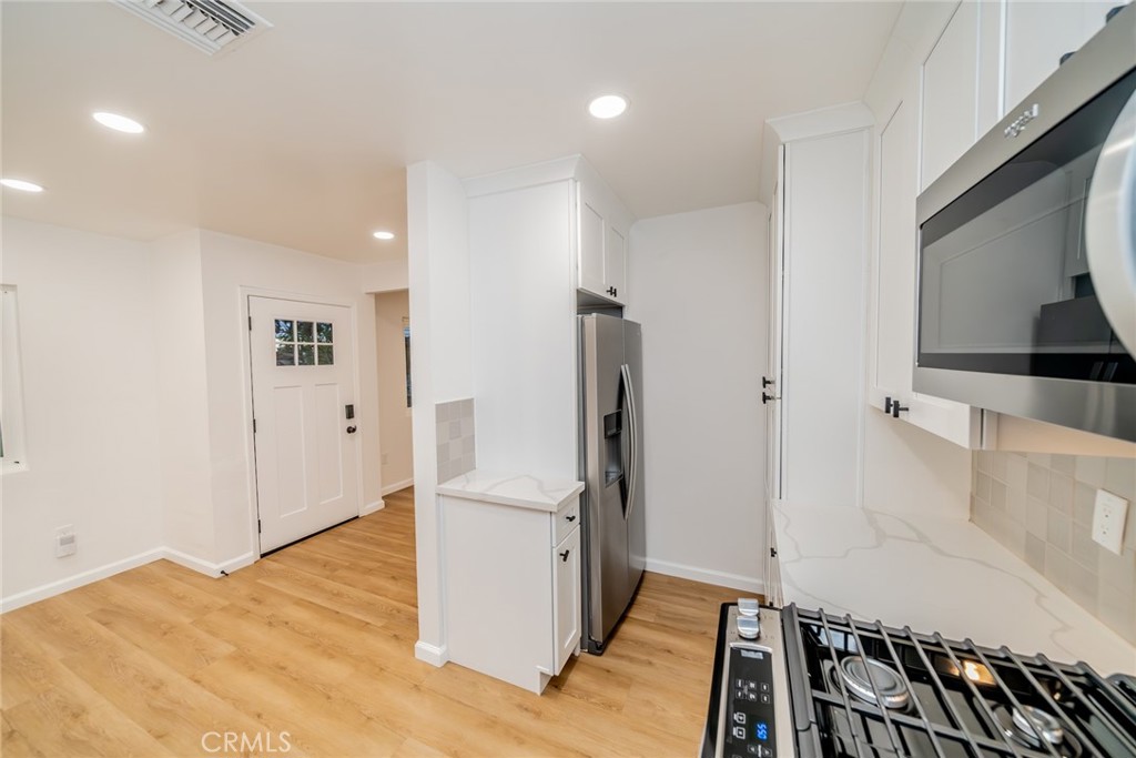 772 N L Street Property Photo 6