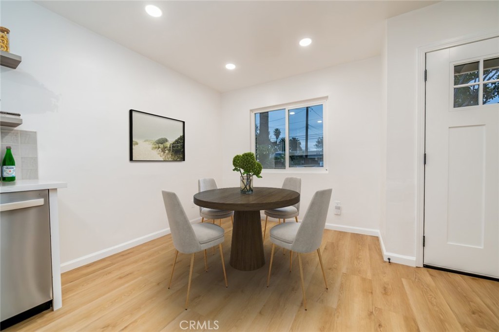 772 N L Street Property Photo 8