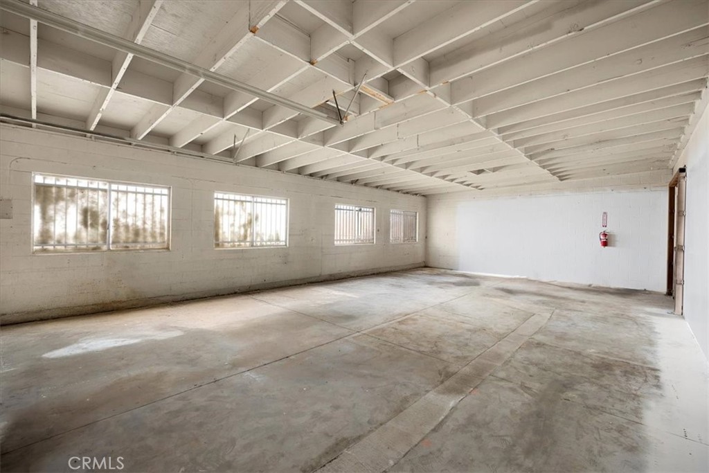 1409 E Saint Gertrude Place Property Photo 26