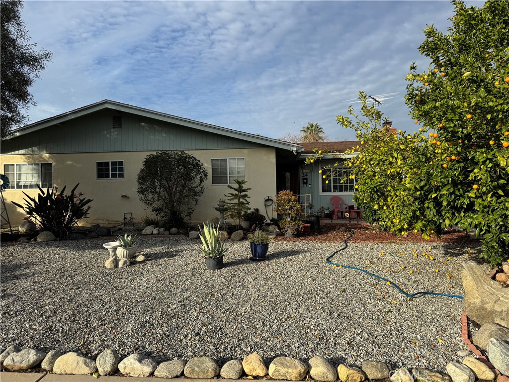 24 S Ash Street Property Photo