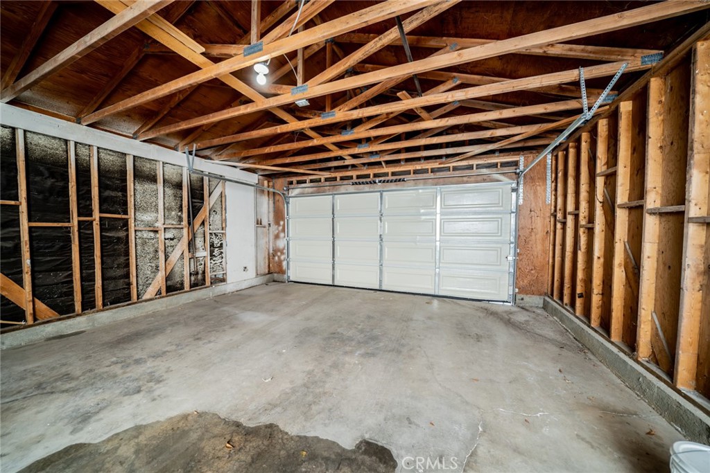 150 S Lincoln Street Property Photo 32