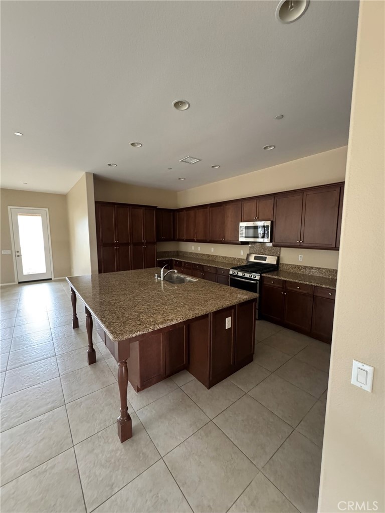 1572 Humboldt Peak Property Photo 17