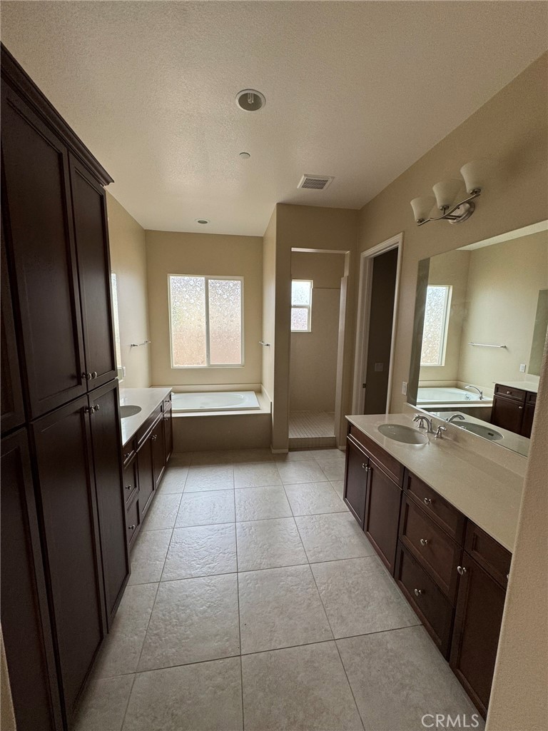 1572 Humboldt Peak Property Photo 31