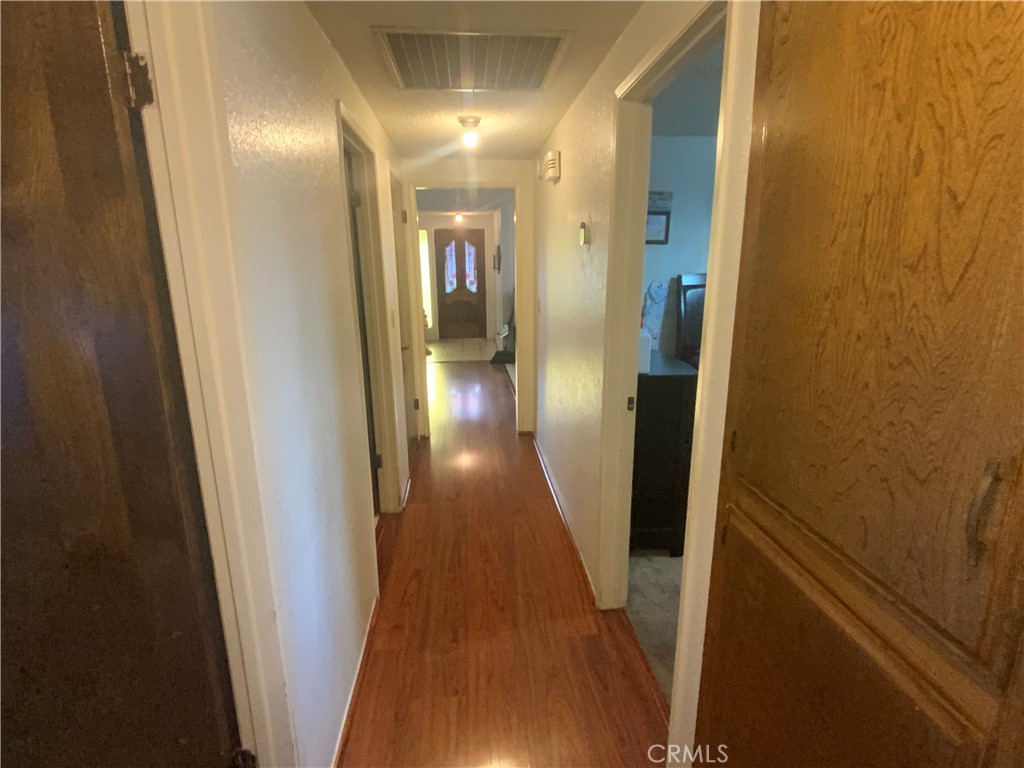 9635 Acacia Avenue Property Photo 6