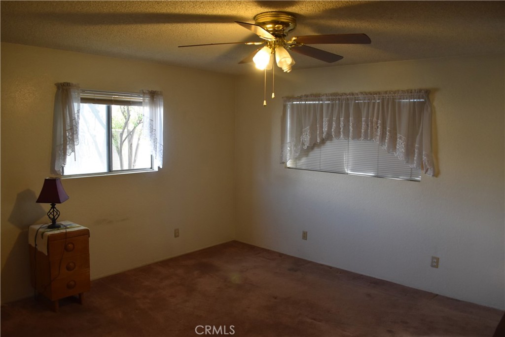 9635 Acacia Avenue Property Photo 8