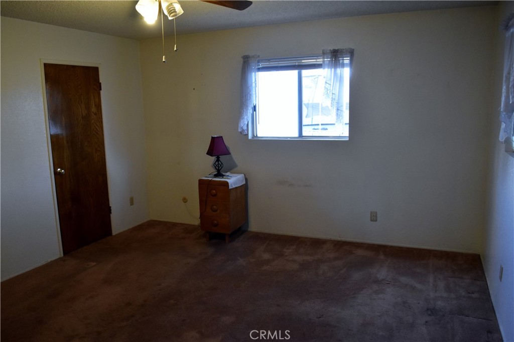 9635 Acacia Avenue Property Photo 13