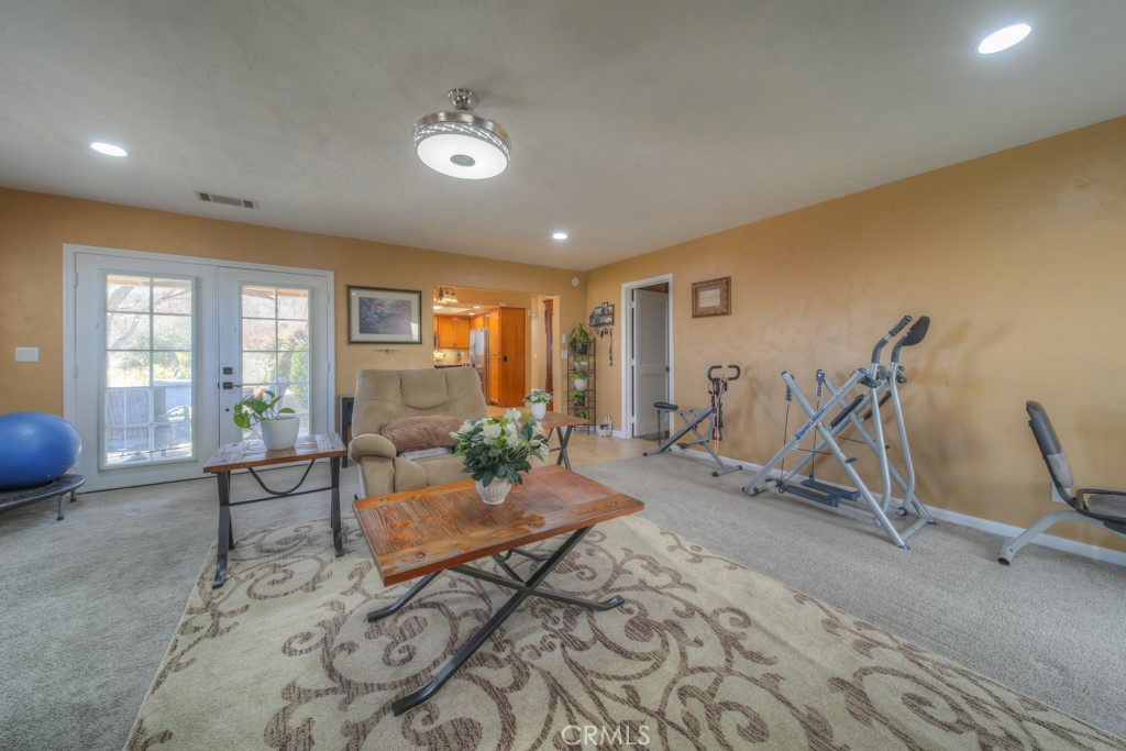 17802 Capri Street Property Photo 14