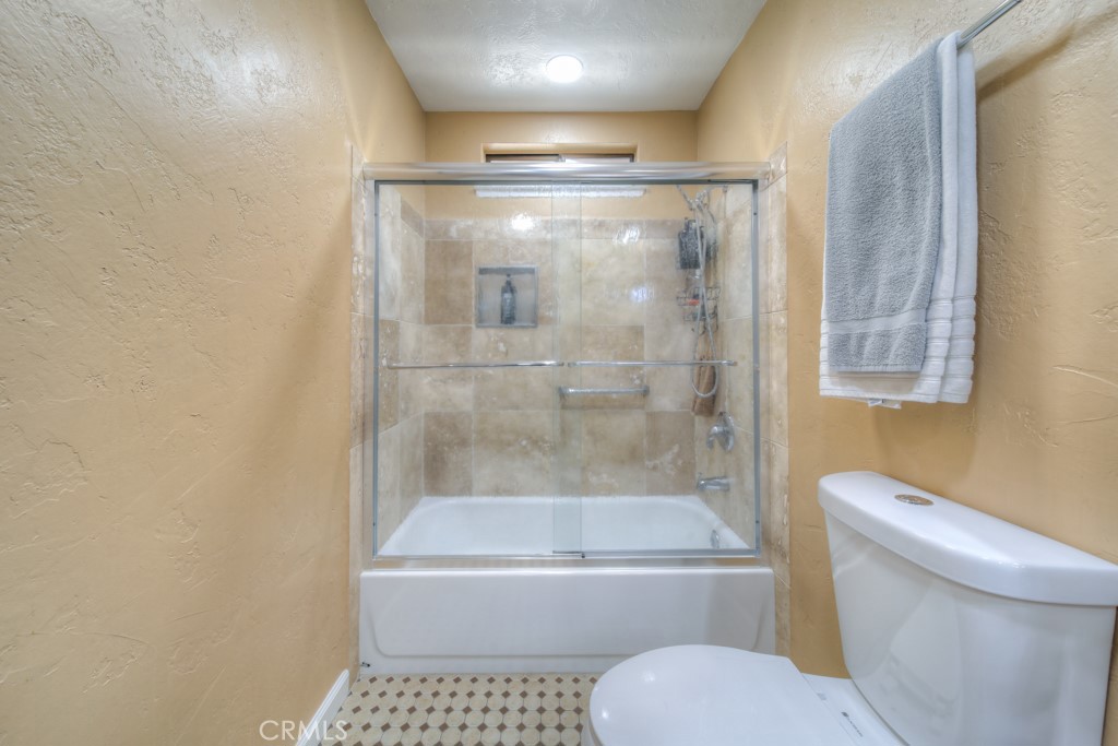 17802 Capri Street Property Photo 26